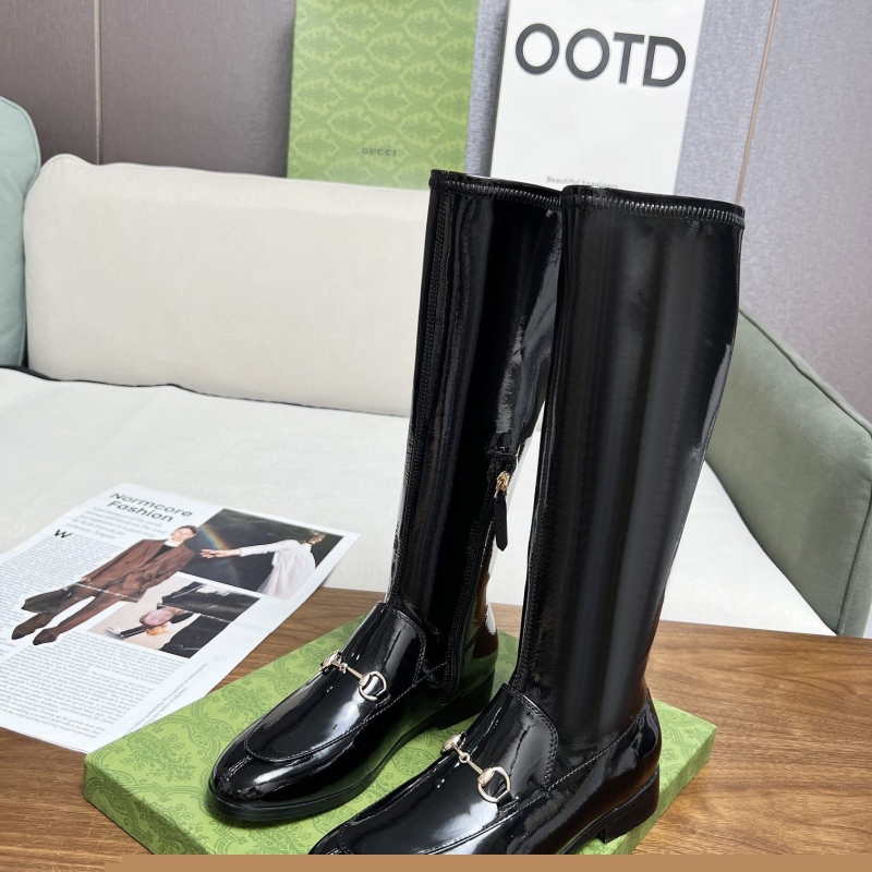 G*u*i boots